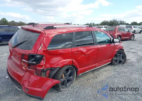 2018 Dodge Journey Crossroad z USA, uszkodzony, nr VIN 3C4PDCGGXJT216224